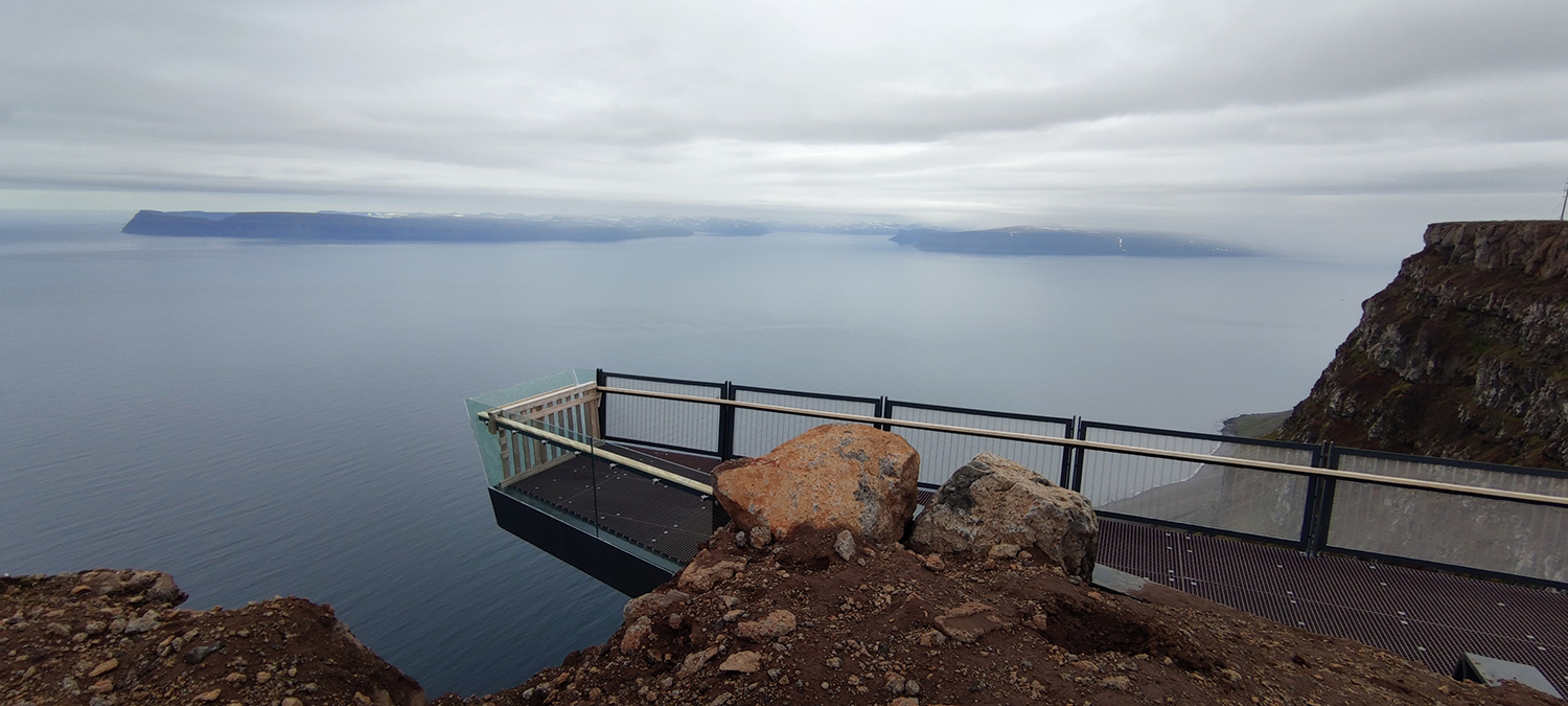 Visit Isafjordur : Bolafjall viewpoint